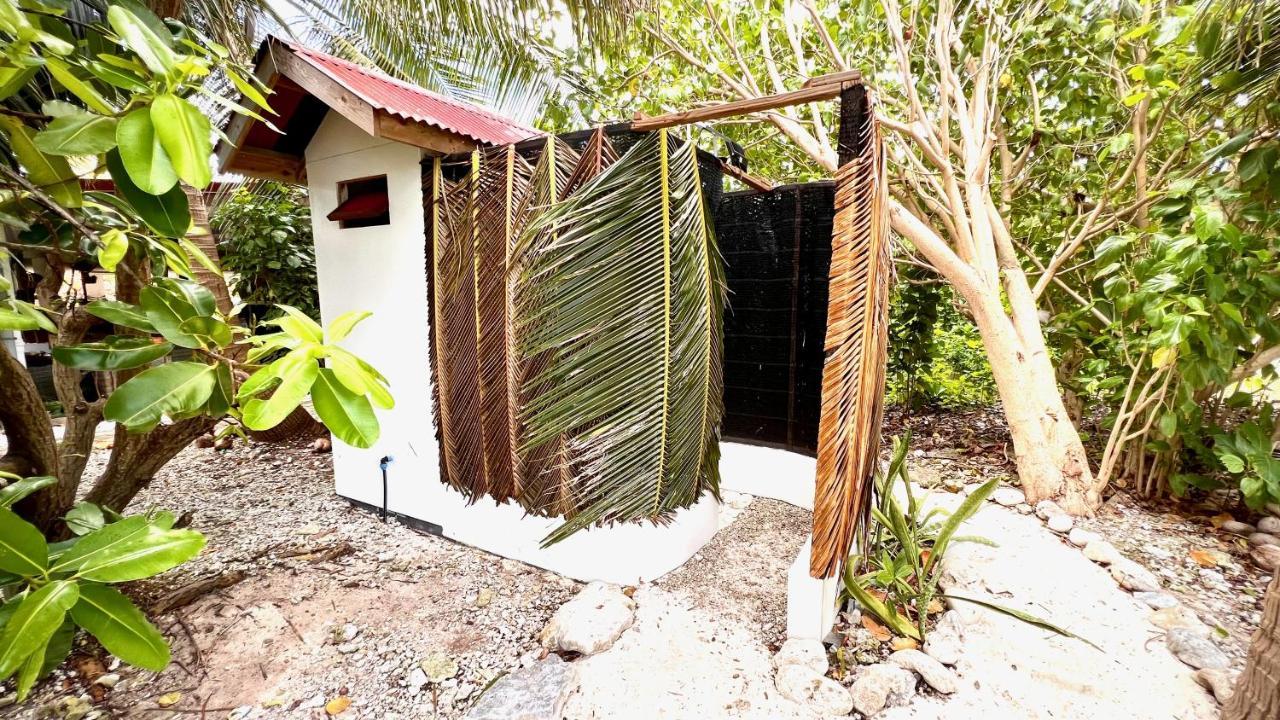 Villa Va'A I Te Moana Avatoru Esterno foto